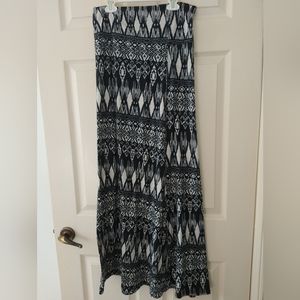 Maxi Black and White Aztec Print Skirt
